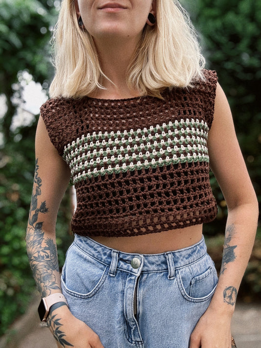 Boho summer mesh crochet top in multiple colors, beginner-friendly, fully customizable pattern