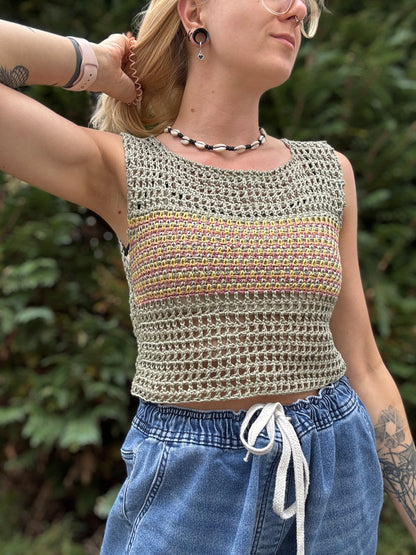 Crochet mesh top pattern for summer, boho beachwear design in white, beginners friendly crochet pattern.
